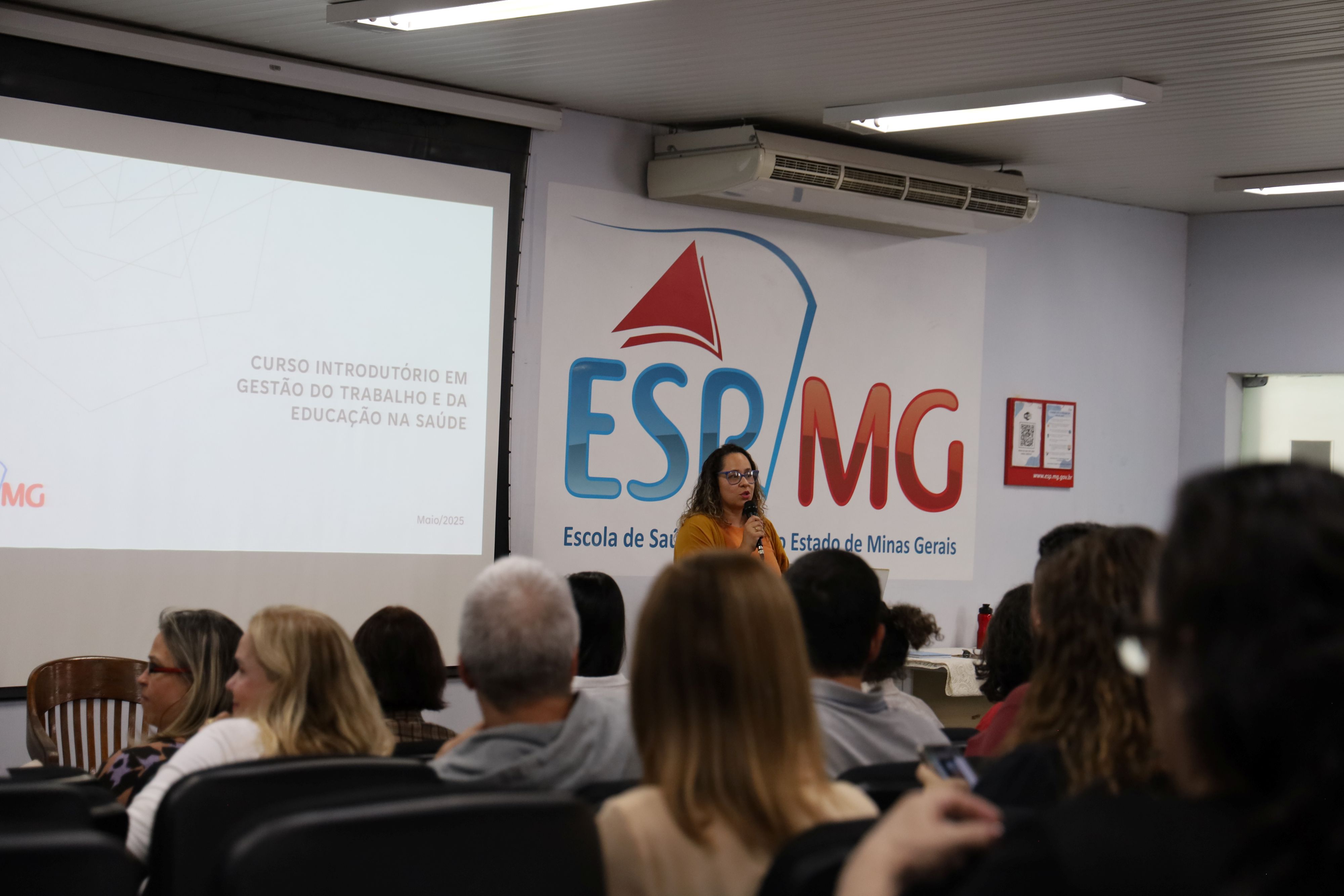 Abertura do Curso Introdutório de Gestão do Trabalho e Educação na Saúde.
